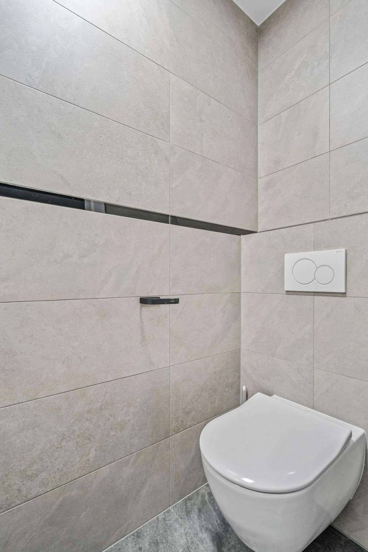 Appartement De Luxe 1 Chambre A Coucher, Centre Commercial, Piscine Et Fitness Luxemburg Exterior foto